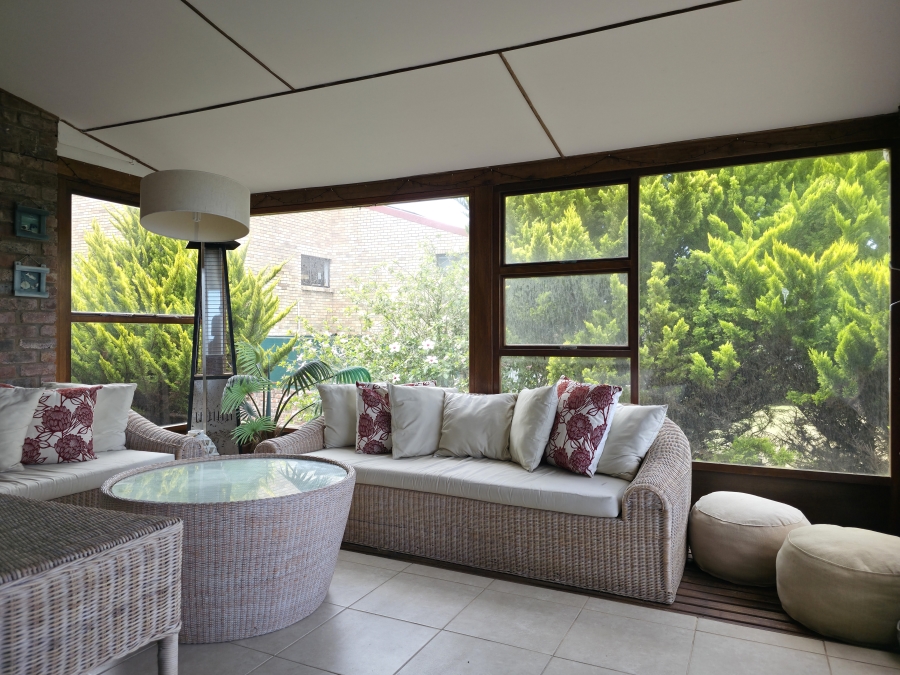 6 Bedroom Property for Sale in Jeffreys Bay Central Eastern Cape